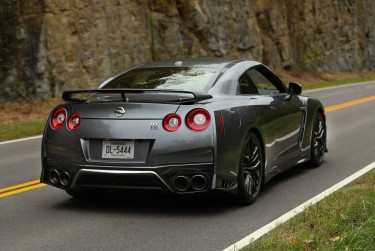 深圳南山区1急用钱找生意贷款公司靠谱吗全方位解析